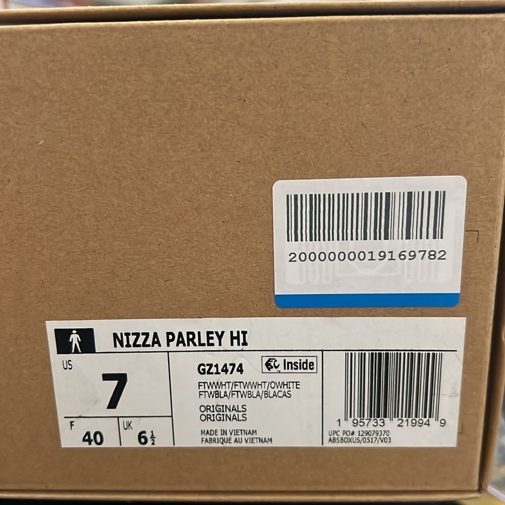 - new ADIDAS Nizza x Parley High Top Sneakers size Men’s 7 - Picture 9 of 9